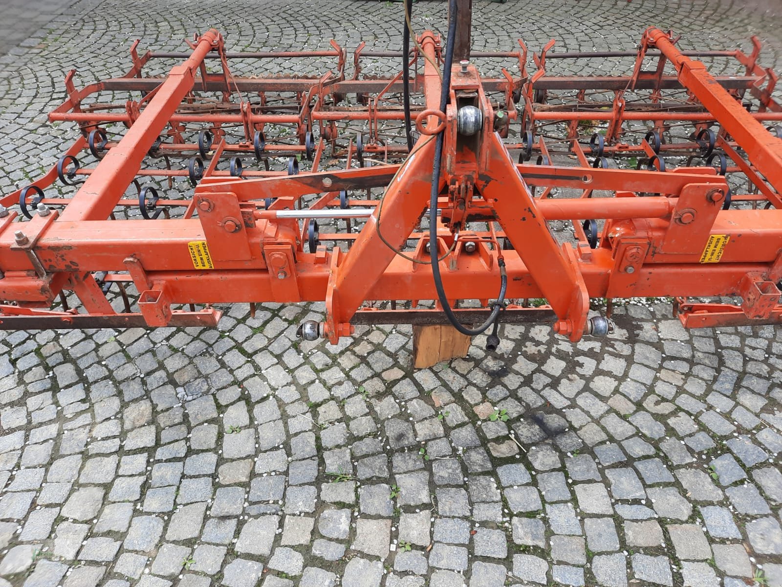 Sonstige Bodenbearbeitungsgeräte des Typs Frick Kultivator 4,00m, Gebrauchtmaschine in Bad Kötzting (Bild 1)