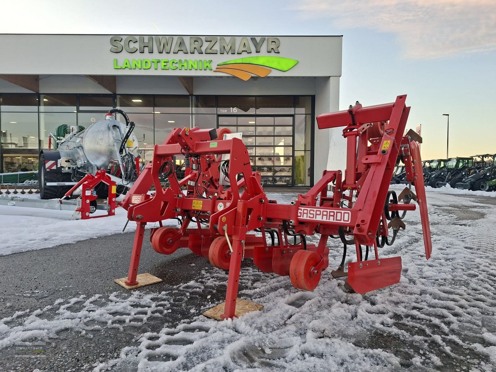 Sonstige Bodenbearbeitungsgeräte a típus Gaspardo 4-reihig, Gebrauchtmaschine ekkor: Gampern (Kép 1)