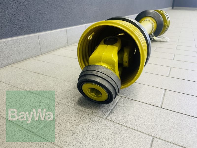 Sonstige Bodenbearbeitungsgeräte des Typs GKN GELENKWELLE R.KUPPLUNG 1060MM, Gebrauchtmaschine in Manching (Bild 3)