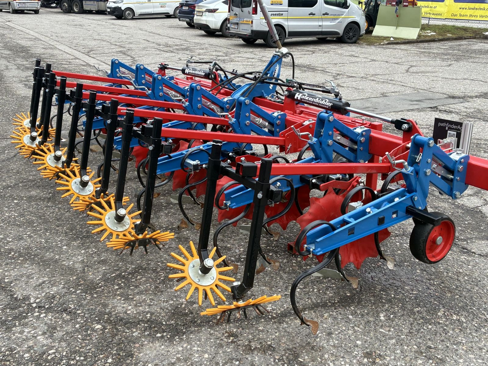 Sonstige Bodenbearbeitungsgeräte tip Hatzenbichler 6 Reihig hydraulisch, Gebrauchtmaschine in Villach (Poză 9)