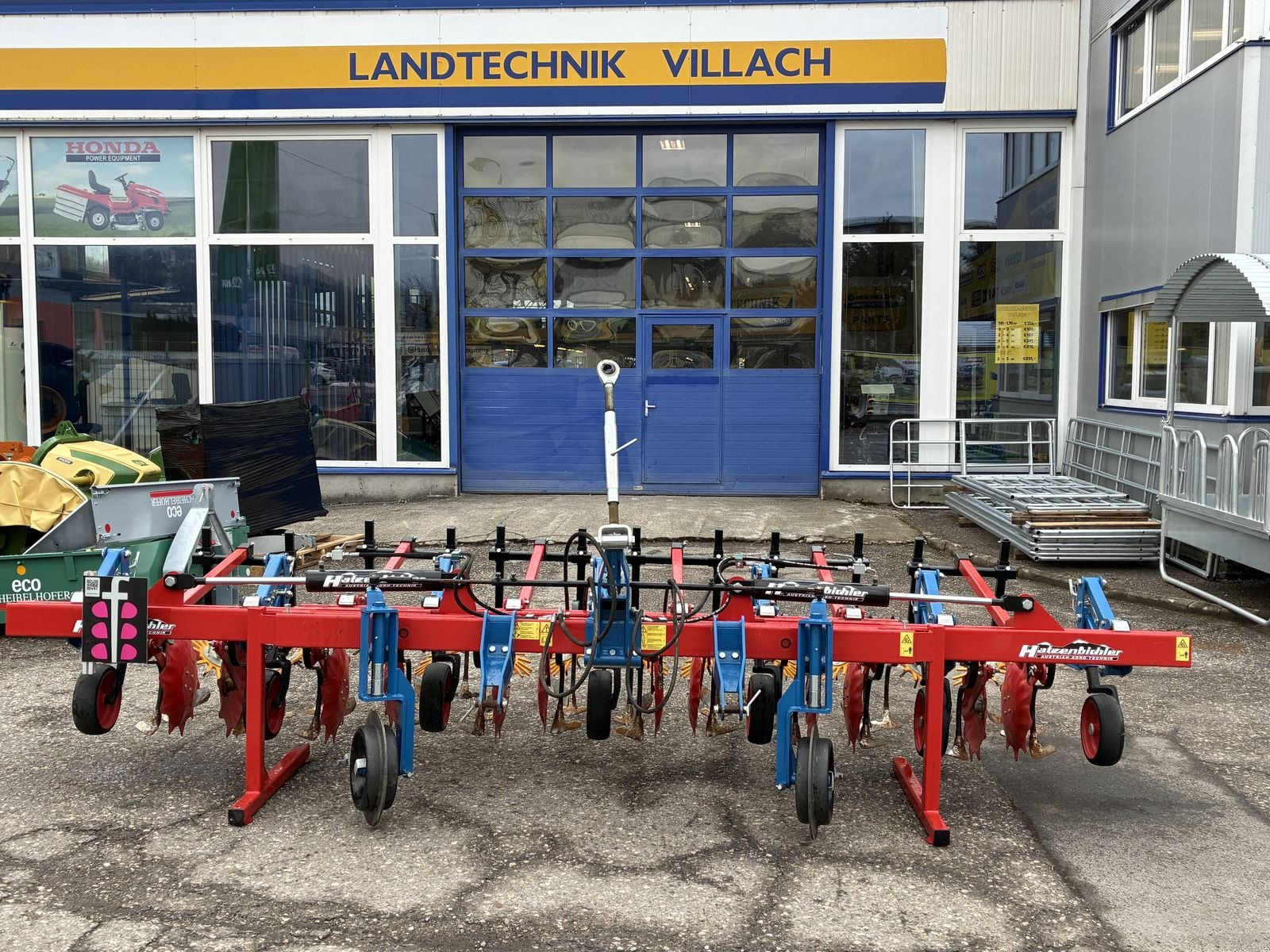 Sonstige Bodenbearbeitungsgeräte tip Hatzenbichler 6 Reihig hydraulisch, Gebrauchtmaschine in Villach (Poză 4)