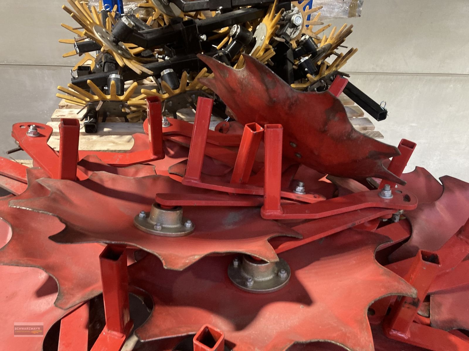 Sonstige Bodenbearbeitungsgeräte του τύπου Hatzenbichler Hackgerät 8r. 75cm Kameragest., Gebrauchtmaschine σε Gampern (Φωτογραφία 19)