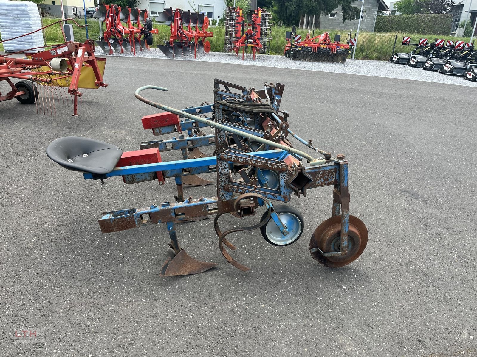 Sonstige Bodenbearbeitungsgeräte типа Hatzenbichler Kren Häufel und Hackgerät, Gebrauchtmaschine в Gnas (Фотография 1)