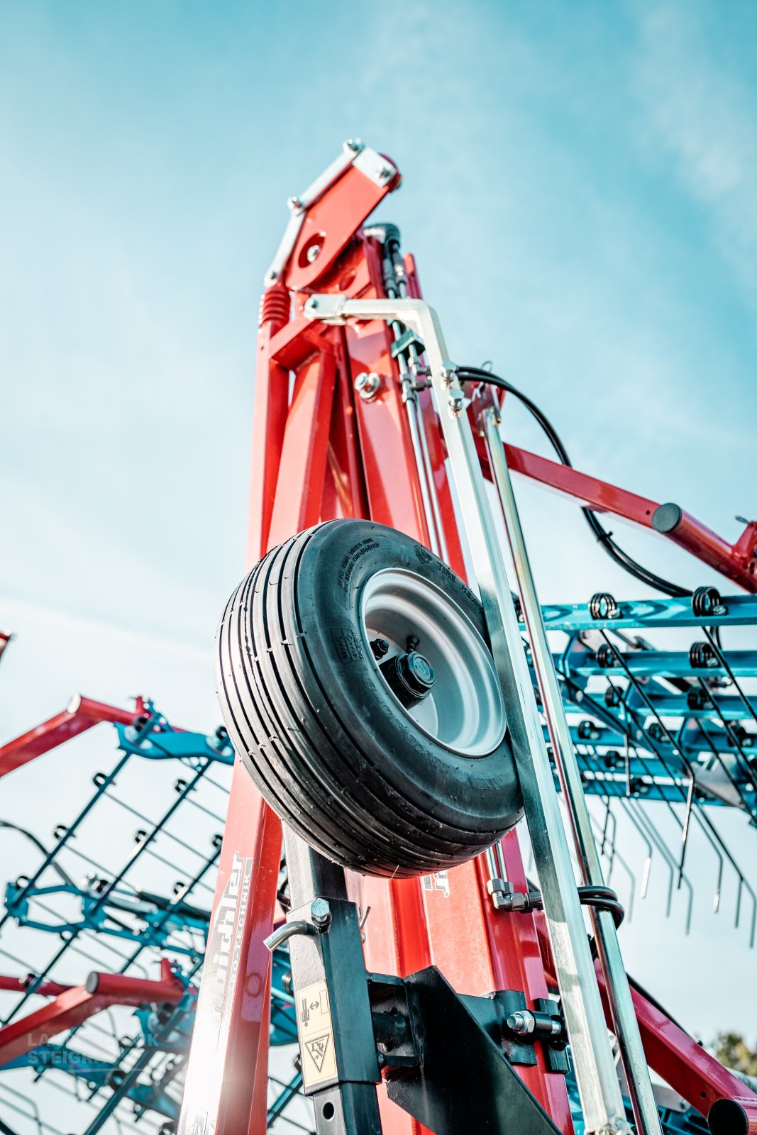 Sonstige Bodenbearbeitungsgeräte des Typs Hatzenbichler Striegel 12m, Neumaschine in Osterfeld (Bild 6)