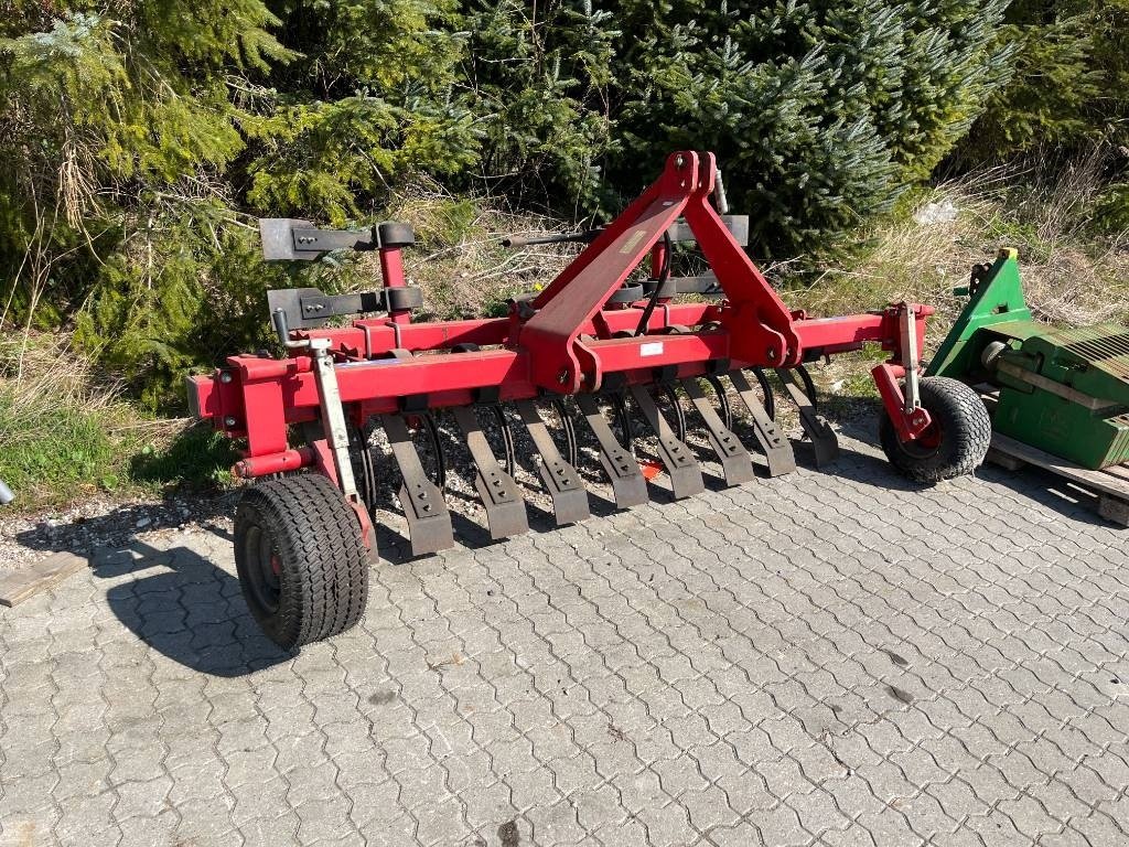 Sonstige Bodenbearbeitungsgeräte typu HE-VA Front-Board 4m, Gebrauchtmaschine w Mern (Zdjęcie 1)