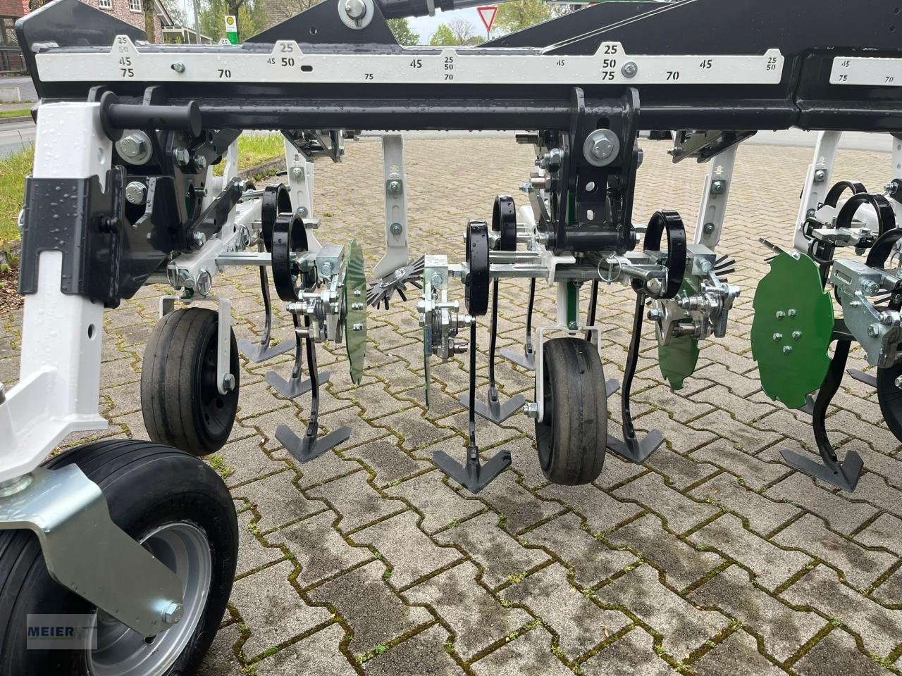 Sonstige Bodenbearbeitungsgeräte des Typs Kerner Variofied V480, Neumaschine in Delbrück (Bild 5)