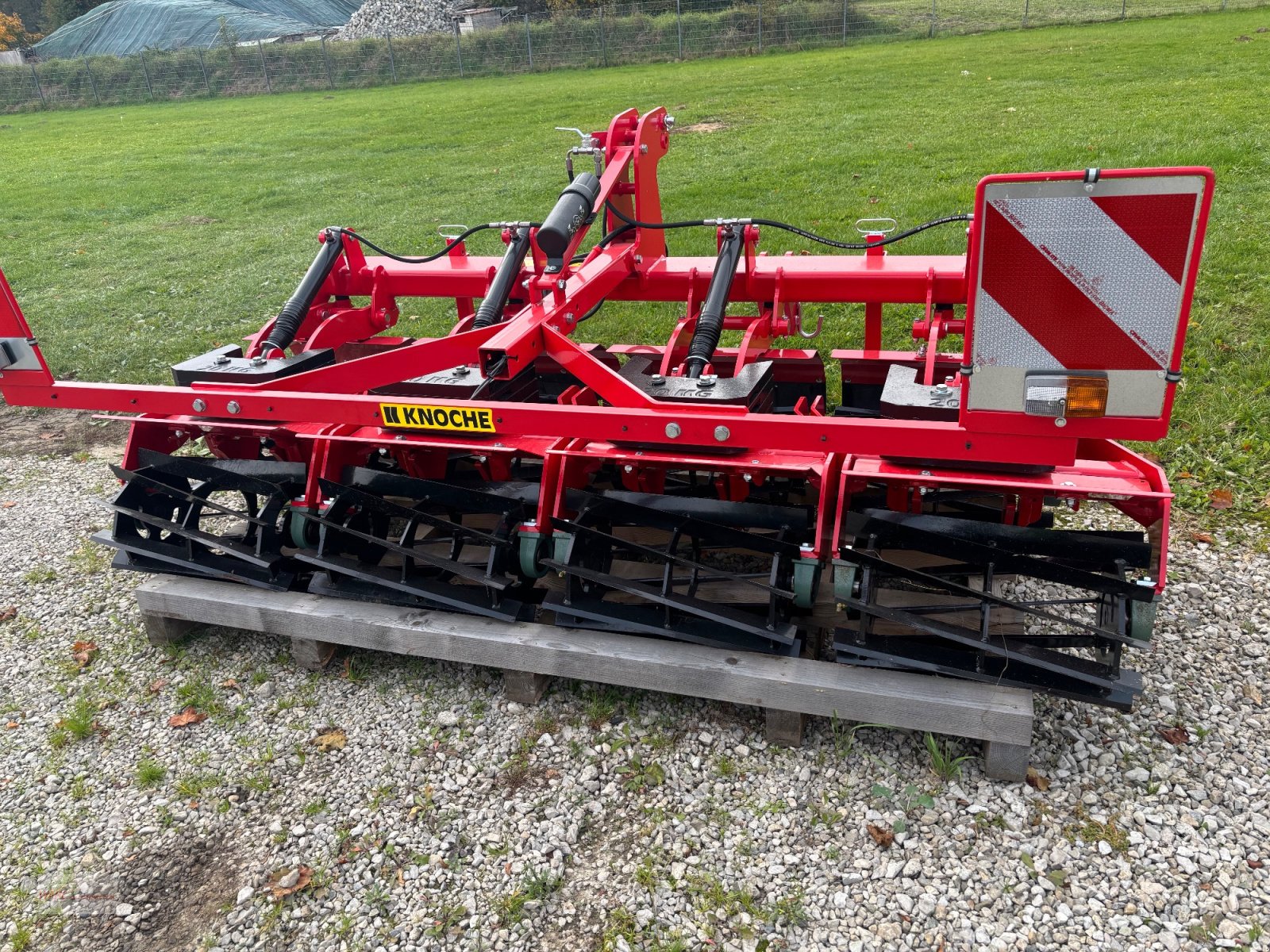 Sonstige Bodenbearbeitungsgeräte του τύπου Knoche Speedmax 300, Neumaschine σε Mitterscheyern (Φωτογραφία 4)