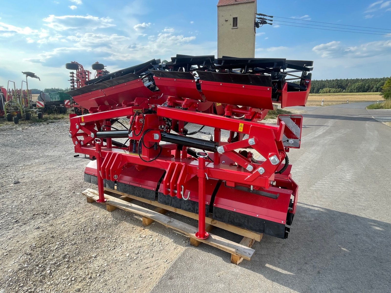 Sonstige Bodenbearbeitungsgeräte of the type Knoche Speedmax 560 Messerwalze, Neumaschine in Burglengenfeld (Picture 3)