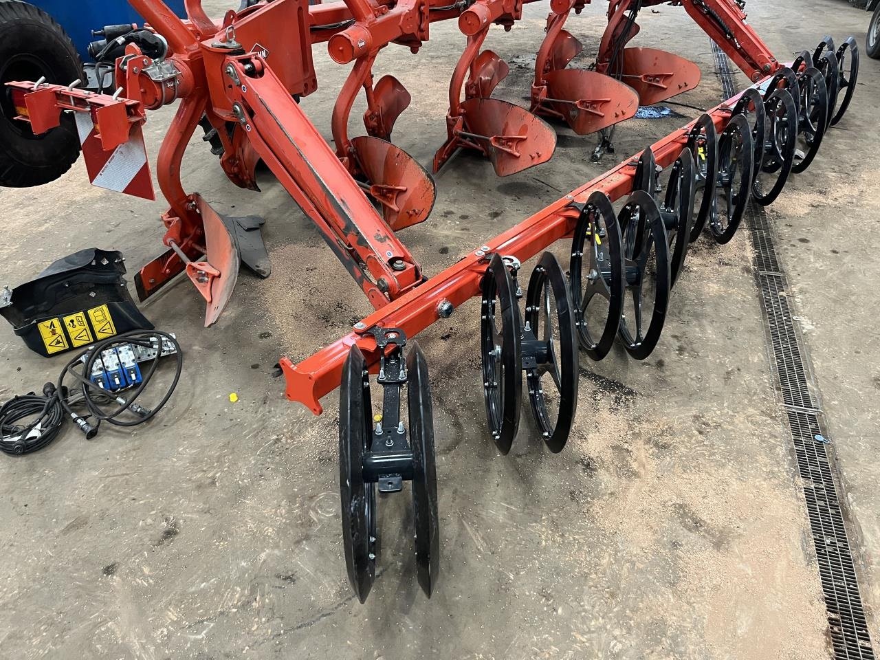 Sonstige Bodenbearbeitungsgeräte typu Kuhn DUOLINER FOR 5 F, Gebrauchtmaschine w Videbæk (Zdjęcie 2)