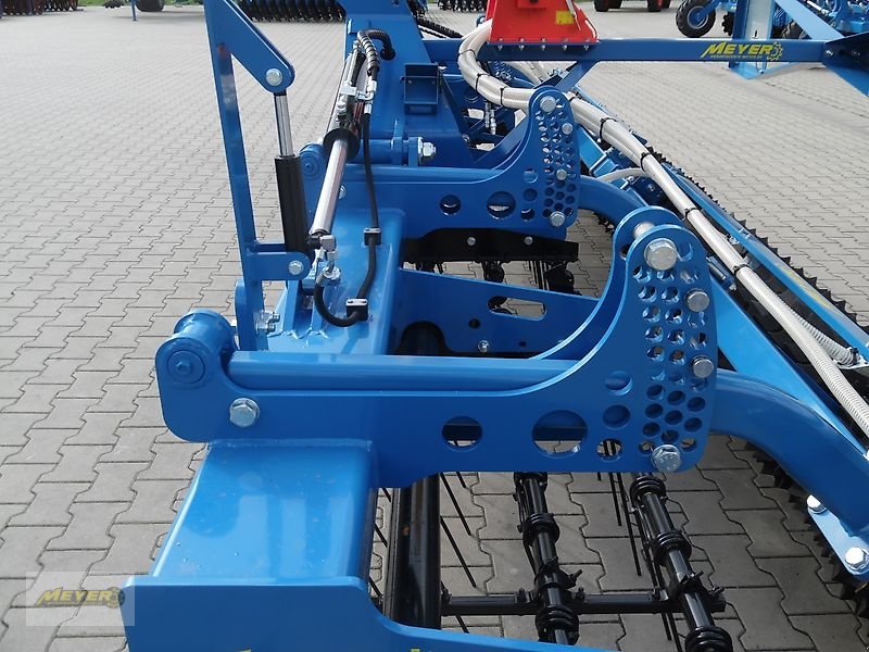 Sonstige Bodenbearbeitungsgeräte des Typs Meyer Agrartechnik GS 3000 Grünlandstriegel, Neumaschine in Andervenne (Bild 18)