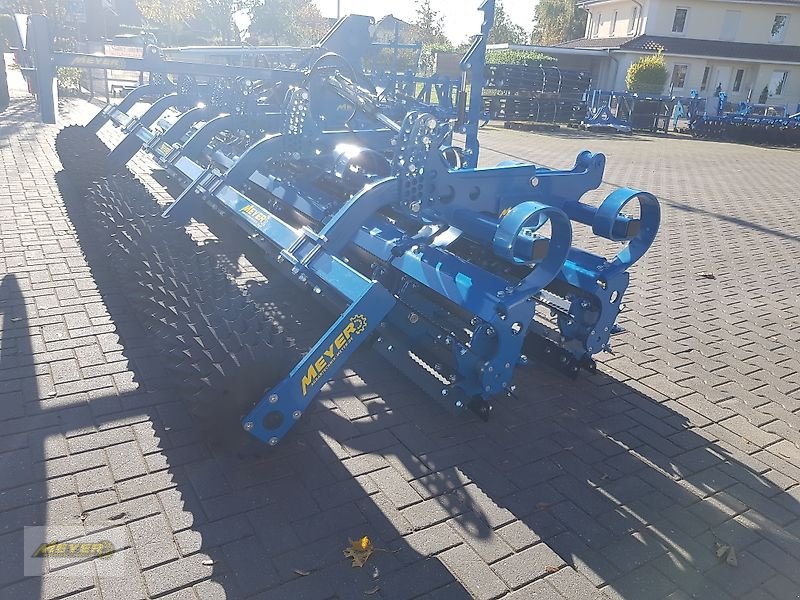 Sonstige Bodenbearbeitungsgeräte του τύπου Meyer Agrartechnik Messerwalze Vibrocut 6000, Neumaschine σε Andervenne (Φωτογραφία 14)