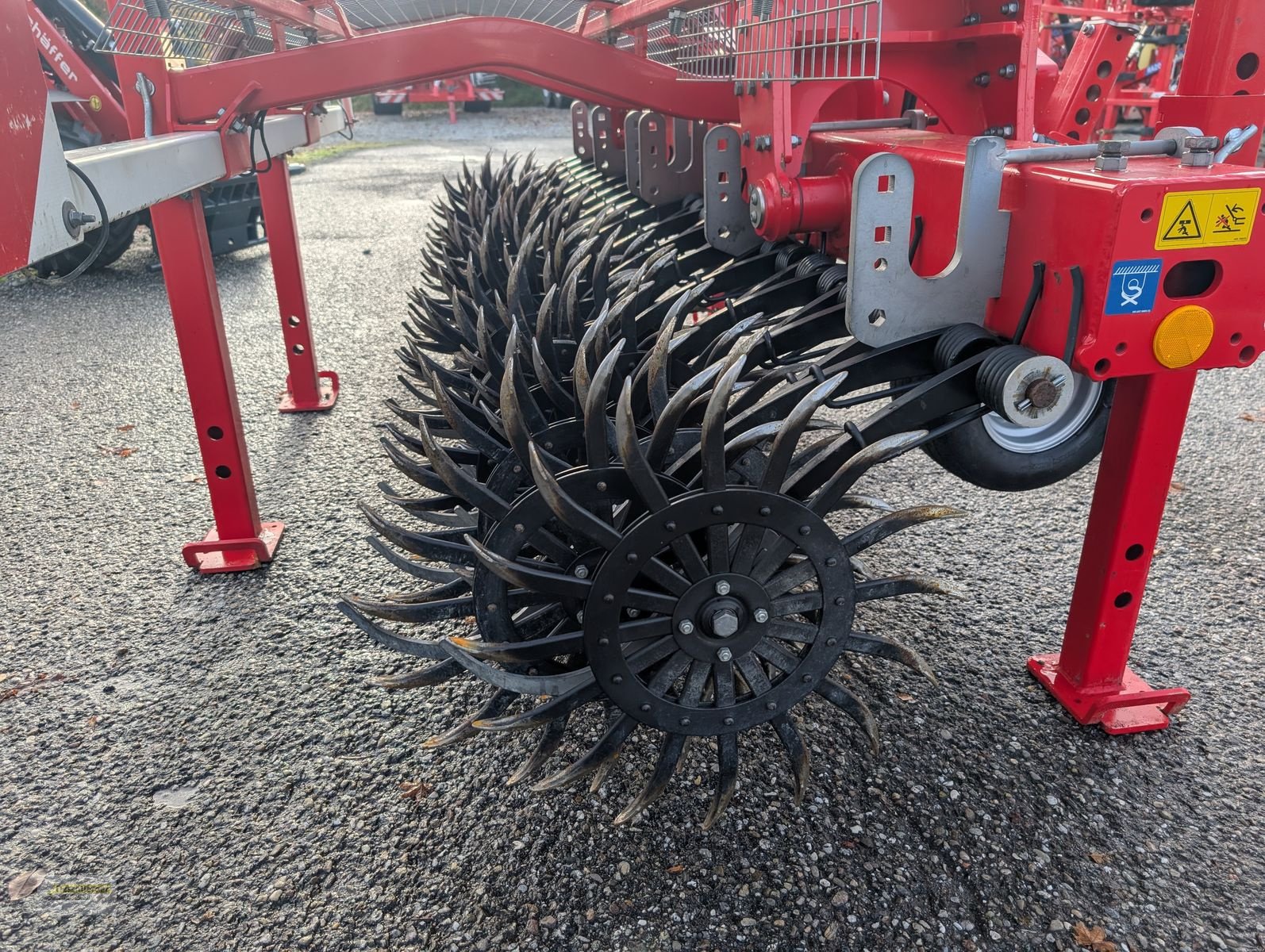 Sonstige Bodenbearbeitungsgeräte του τύπου Pöttinger ROTOCARE V 8000, Gebrauchtmaschine σε Senftenbach (Φωτογραφία 5)