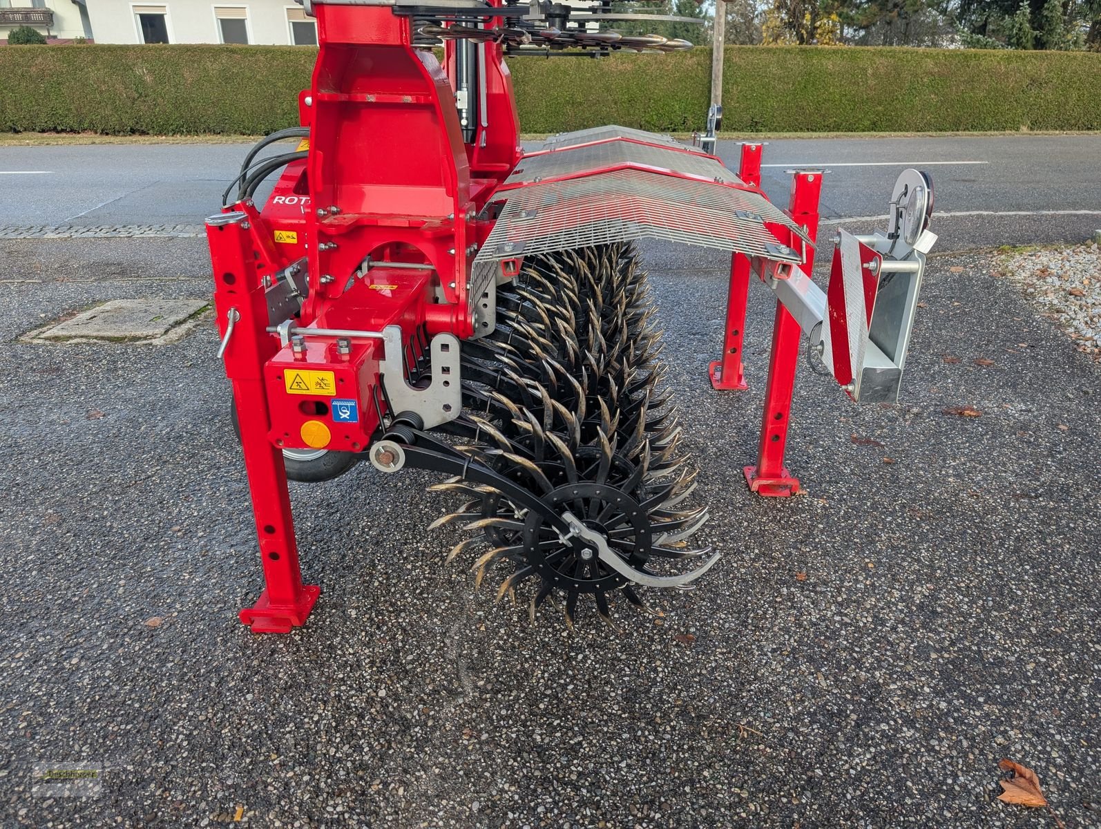 Sonstige Bodenbearbeitungsgeräte του τύπου Pöttinger ROTOCARE V 8000, Gebrauchtmaschine σε Senftenbach (Φωτογραφία 6)