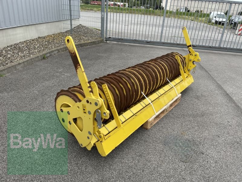 Pöttinger SCHNEIDPACKERWALZE 500-3000, Gebrauchtmaschine, Baujahr: 2021 (Bild 2) Sonstige Bodenbearbeitungsgeräte des Typs Pöttinger SCHNEIDPACKERWALZE 500-3000, Gebrauchtmaschine in Bamberg (Bild 2)