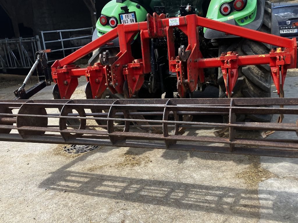 Sonstige Bodenbearbeitungsgeräte типа Quivogne SCD 300 6 dents Michel, Gebrauchtmaschine в ST MARTIN EN HAUT (Фотография 2)