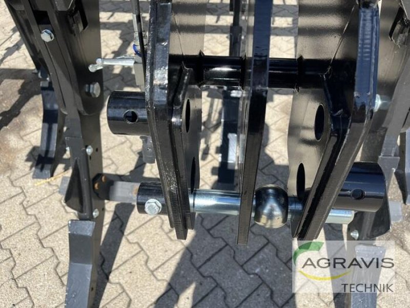 Sonstige Bodenbearbeitungsgeräte des Typs Quivogne SSDR 7/300 A, Neumaschine in Alpen (Bild 5)