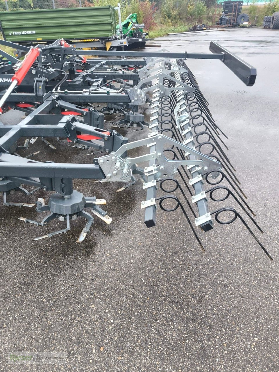 Sonstige Bodenbearbeitungsgeräte des Typs Saphir Grindstar GRS 600 "Vorführgerät", Neumaschine in Nördlingen (Bild 4)