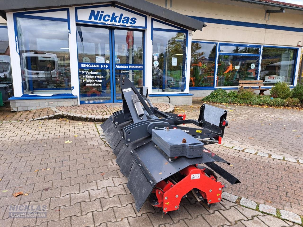 Sonstige Bodenbearbeitungsgeräte des Typs Saphir SinusCut 300, Neumaschine in Schirradorf (Bild 1)