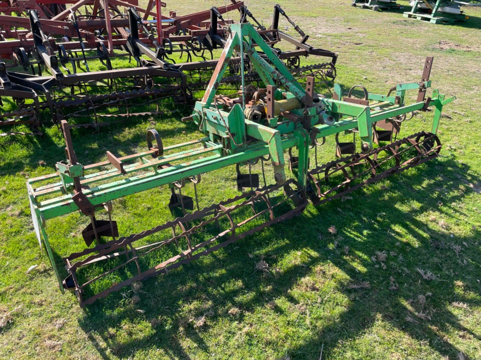 Sonstige Bodenbearbeitungsgeräte des Typs Sonstige 6 Dents, Gebrauchtmaschine in LA SOUTERRAINE (Bild 10)