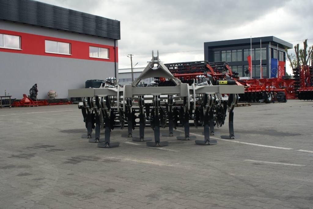 Sonstige Bodenbearbeitungsgeräte des Typs Sonstige Flügelschargrubber / no-till cultivator, Neumaschine in Michałowo (Bild 3)