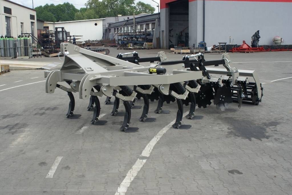 Sonstige Bodenbearbeitungsgeräte des Typs Sonstige Flügelschargrubber / no-till cultivator, Neumaschine in Michałowo (Bild 1)