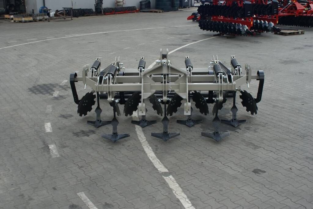 Sonstige Bodenbearbeitungsgeräte des Typs Sonstige Flügelschargrubber / stubble cultivator, Neumaschine in Michałowo (Bild 7)