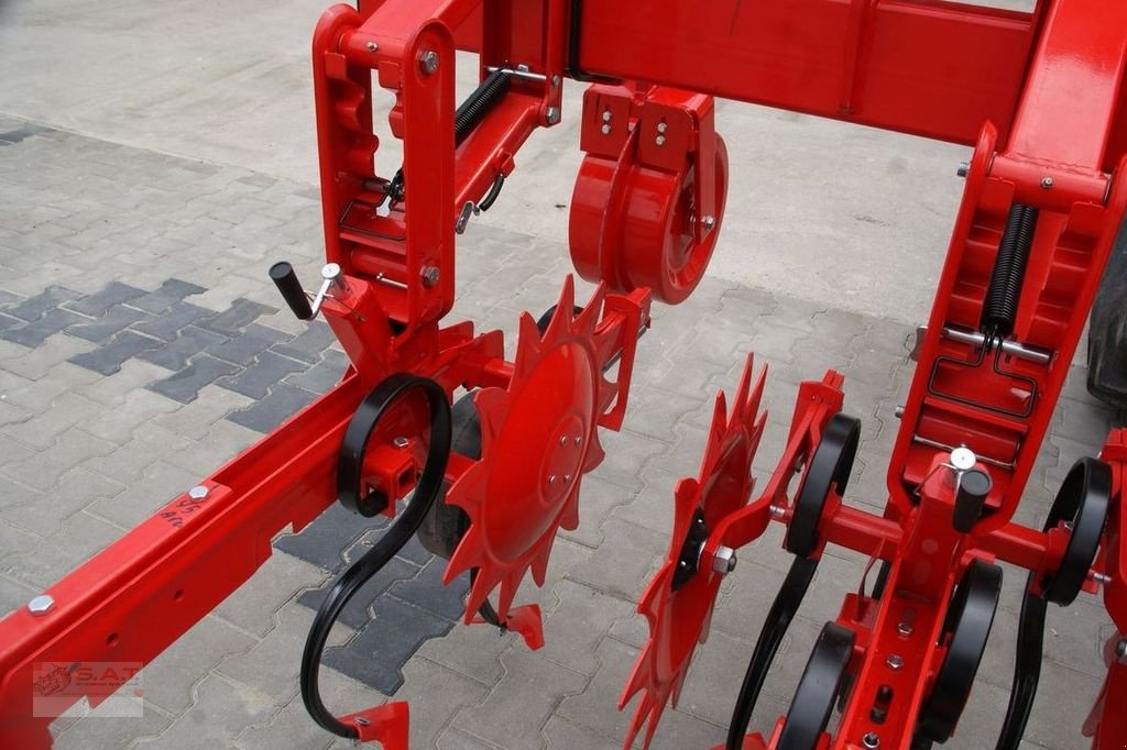 Sonstige Bodenbearbeitungsgeräte of the type Sonstige Hackgerät- 6 reihig-NEU, Neumaschine in Eberschwang (Picture 13)