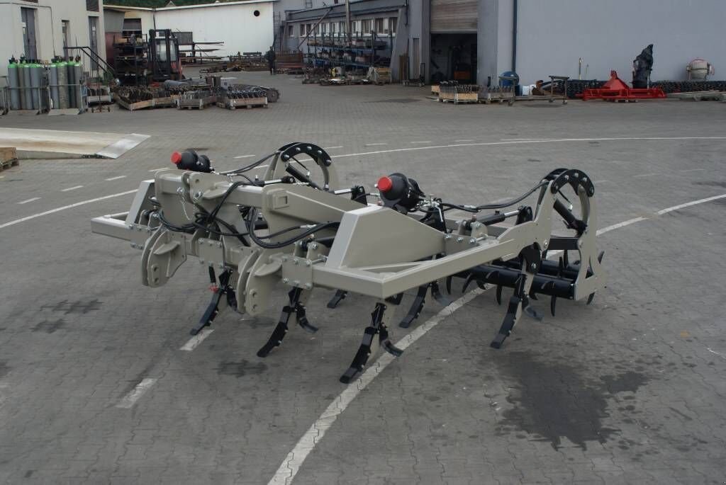 Sonstige Bodenbearbeitungsgeräte typu Sonstige Meißelpflug / chisel plough, Neumaschine w Michałowo (Zdjęcie 2)