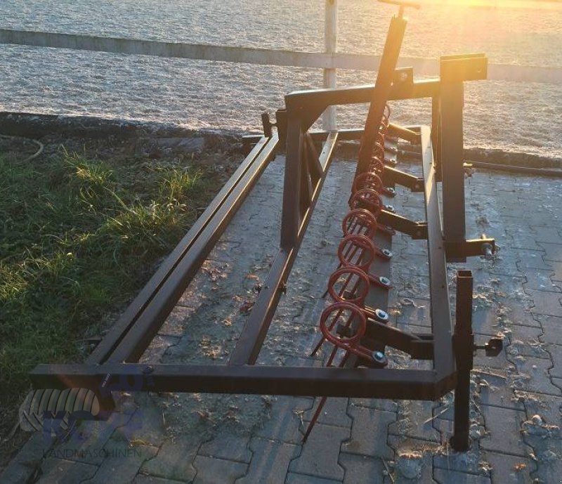 Sonstige Bodenbearbeitungsgeräte des Typs Sonstige Reitplatzplaner, Bahnplaner mit Gerätedreieck, Gebrauchtmaschine in Schutterzell (Bild 2)