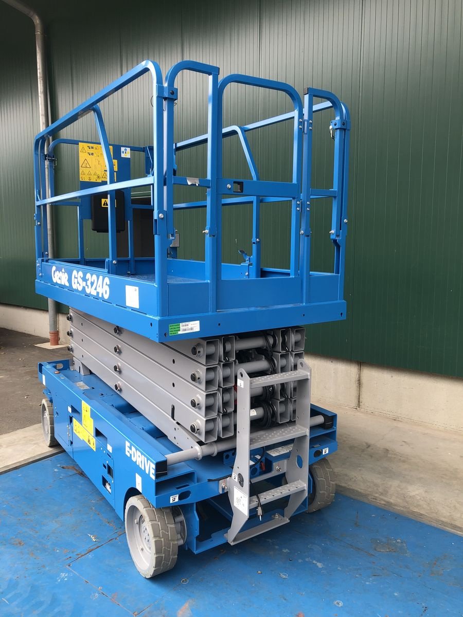 Sonstige Bühnen typu Genie GS-3246, Neumaschine v Wolfsbach (Obrázek 2)