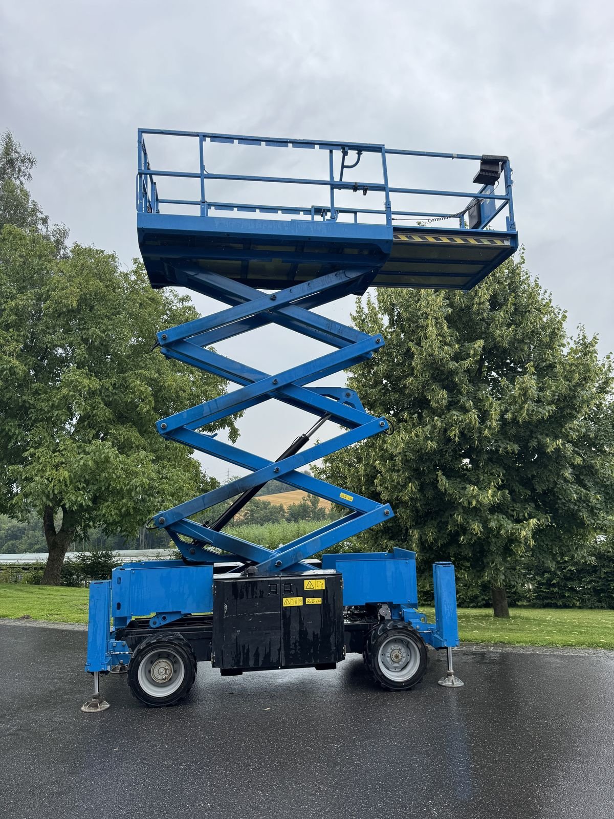 Sonstige Bühnen typu Genie GS-3369RT, Gebrauchtmaschine v Wolfsbach (Obrázek 1)