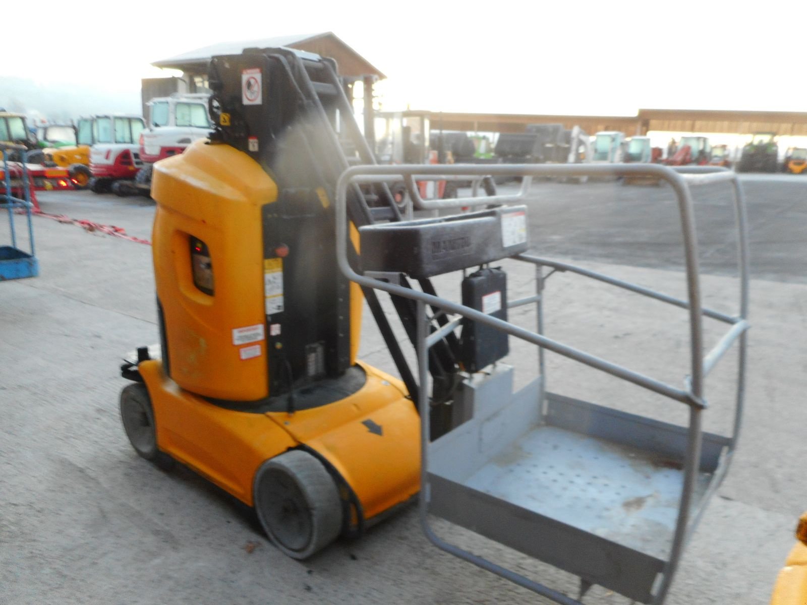 Sonstige Bühnen typu Manitou 100 VJR Evolution ( Mastbühne 10 Meter ), Gebrauchtmaschine v St. Nikolai ob Draßling (Obrázek 12)