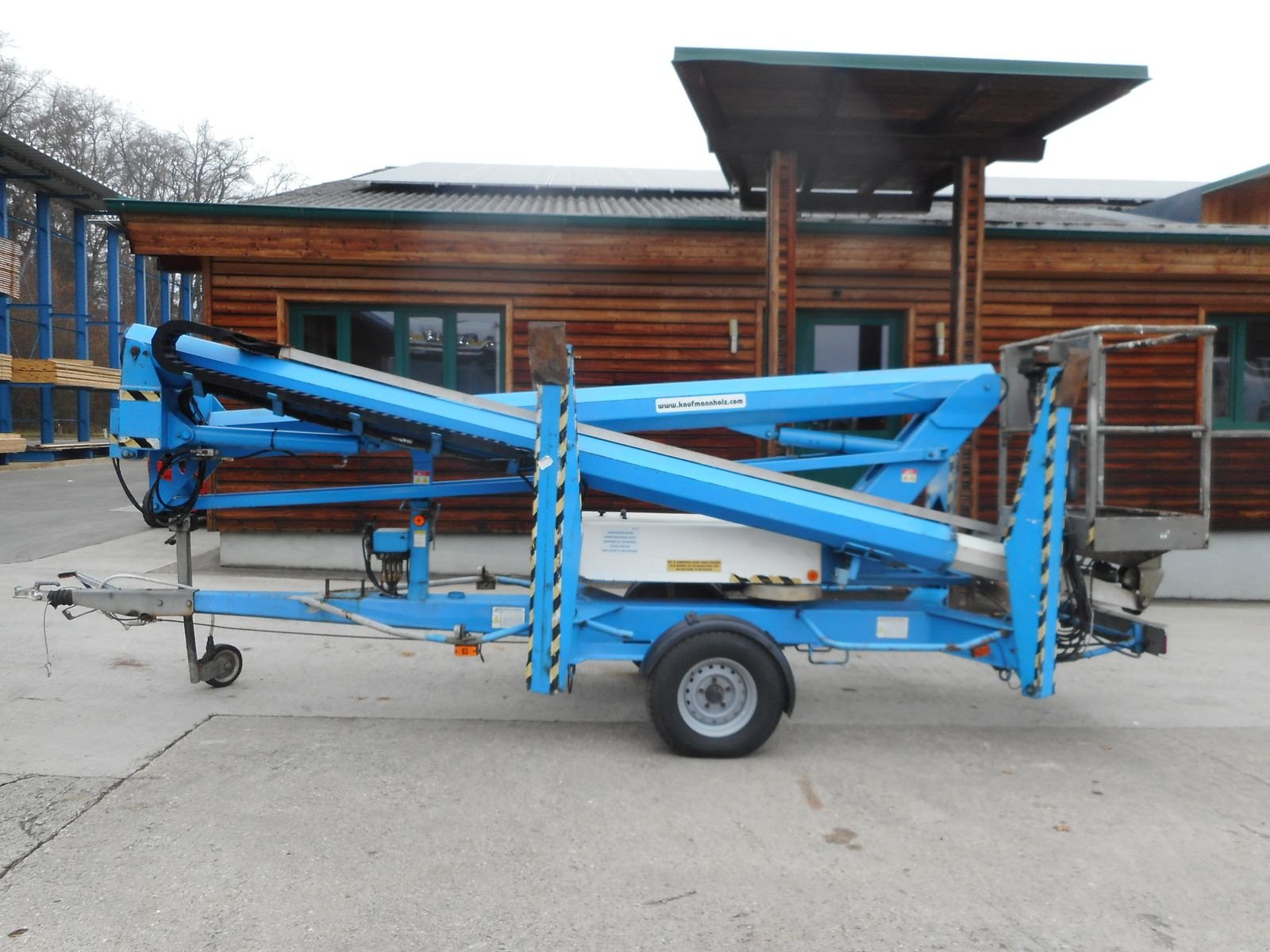 Sonstige Bühnen typu Niftylift 170 HE Anhängerbühne 17m - nur 2.000 KG Eigengew, Gebrauchtmaschine v St. Nikolai ob Draßling (Obrázek 1)