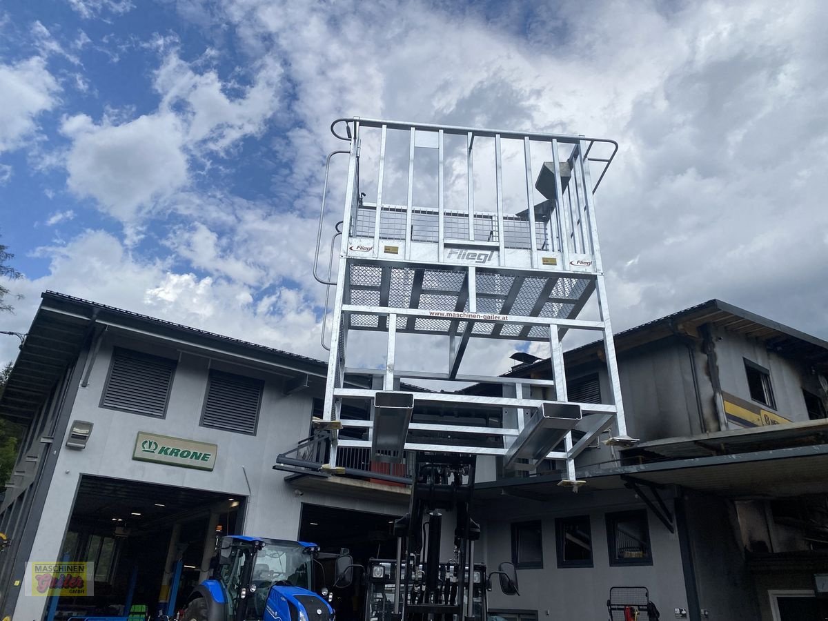Sonstige Bühnen des Typs Sonstige Fliegl Arbeitsbühne/Arbeitskorb mit Euroaufnahme, Neumaschine in Kötschach (Bild 26)