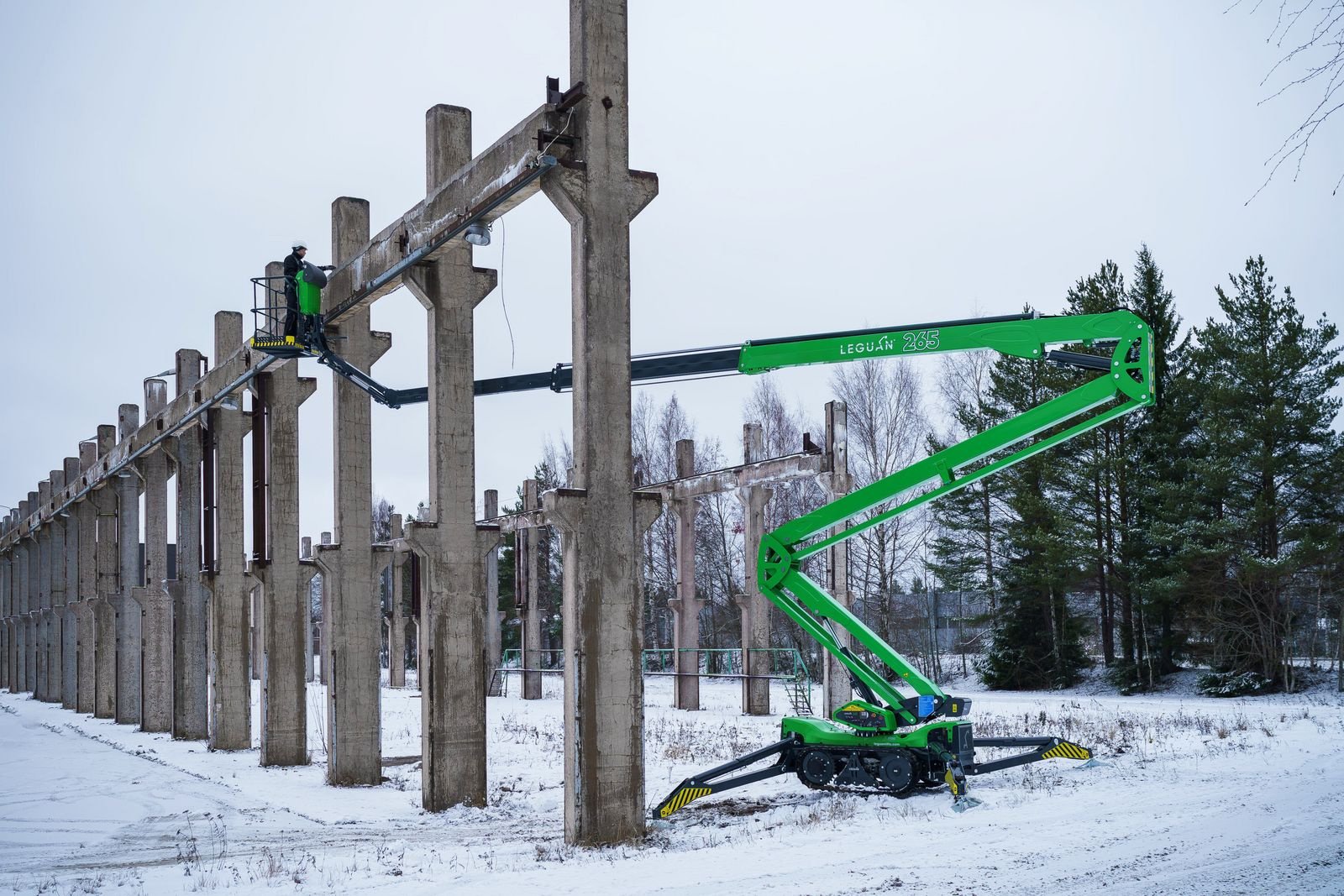 Sonstige Bühnen del tipo Sonstige Leguan Lifts Hubarbeitsbühne Leguan 265, Neumaschine en Waidhofen an der Thaya (Imagen 7)