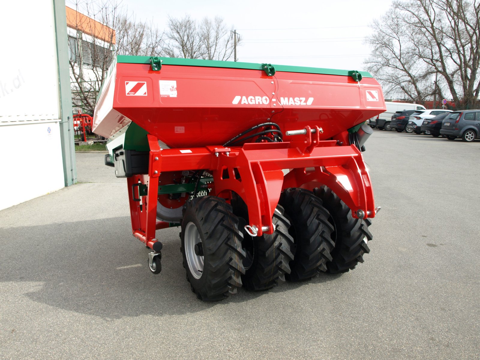 Sonstige Düngung & Pflanzenschutztechnik des Typs Agro-Masz Fronttank Ikar, Neumaschine in Gerasdorf (Bild 4)