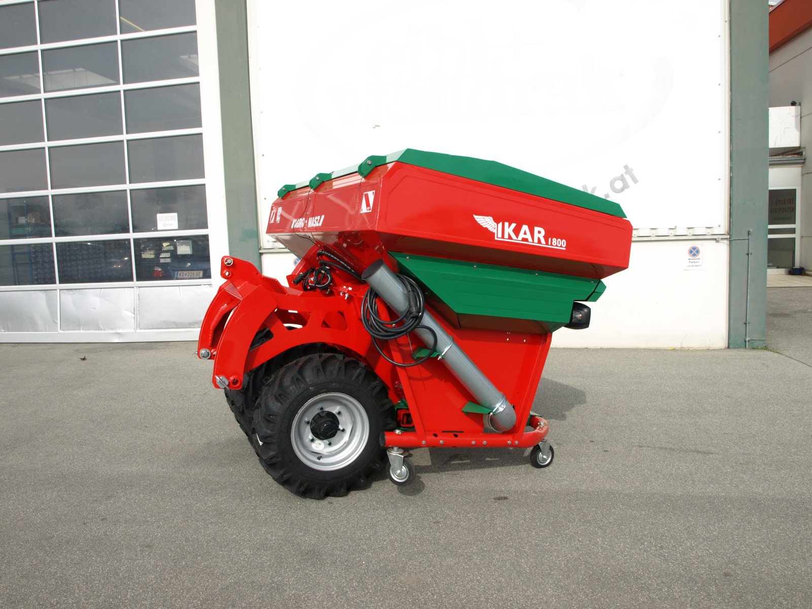 Sonstige Düngung & Pflanzenschutztechnik des Typs Agro-Masz Fronttank Ikar, Neumaschine in Gerasdorf (Bild 8)