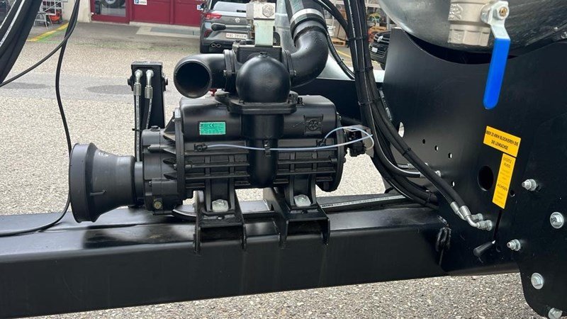 Sonstige Düngung & Pflanzenschutztechnik des Typs Bomech TDM 11.500, Neumaschine in Gettnau (Bild 4)