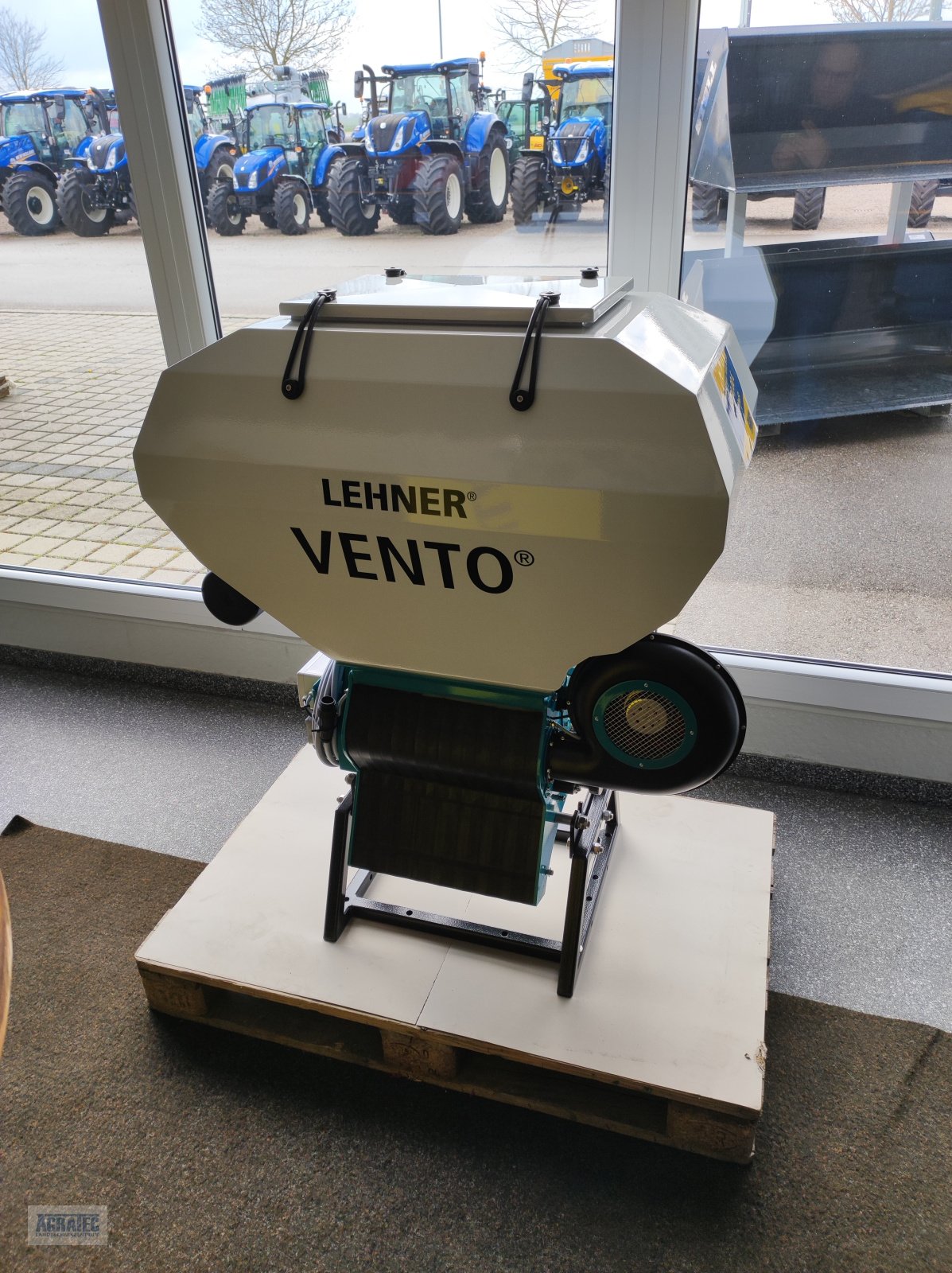 Sonstige Düngung & Pflanzenschutztechnik des Typs Lehner Vento, Neumaschine in Salching bei Straubing (Bild 1)