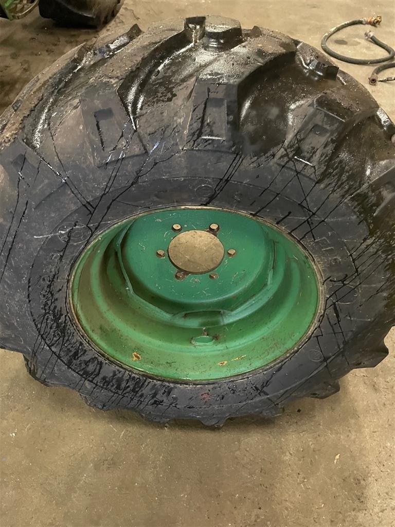 Sonstige Düngung & Pflanzenschutztechnik des Typs Sonstige Dæk med fælg til Agrodan, Gebrauchtmaschine in Sunds (Bild 2)