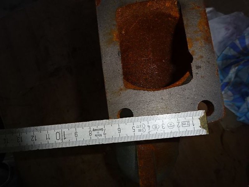 Sonstige Ersatzteile typu Case IH Krümmeraufsatz- NEU- Krümmerstutzen von Case - IH - 1056 - 6 Zylinder Modell, neu v Neureichenau (Obrázek 9)