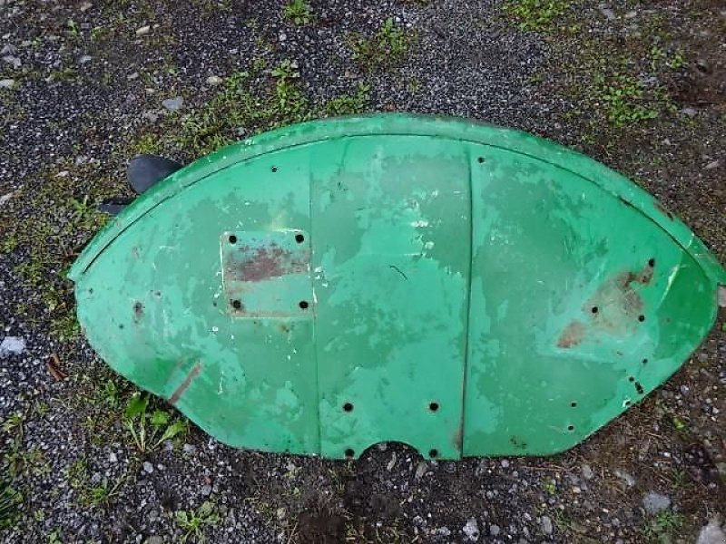 Sonstige Ersatzteile des Typs Deutz-Fahr Kotflügel hinten von Deutz Traktor  D Serie -, gebraucht in Neureichenau