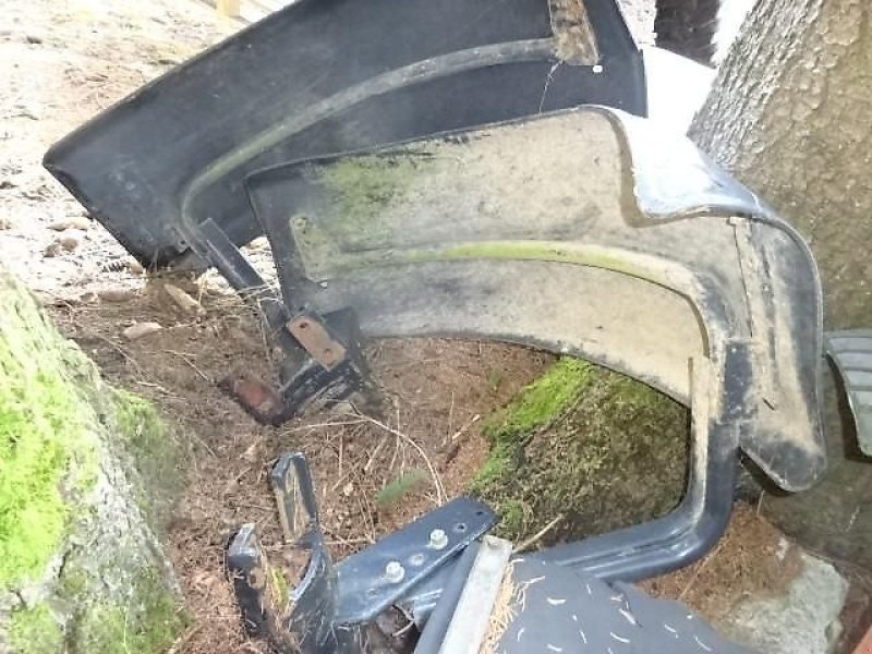 Sonstige Ersatzteile typu Deutz-Fahr Kotflügel vorne von Deutz Agrotron MK 3, gebraucht v Neureichenau (Obrázek 5)