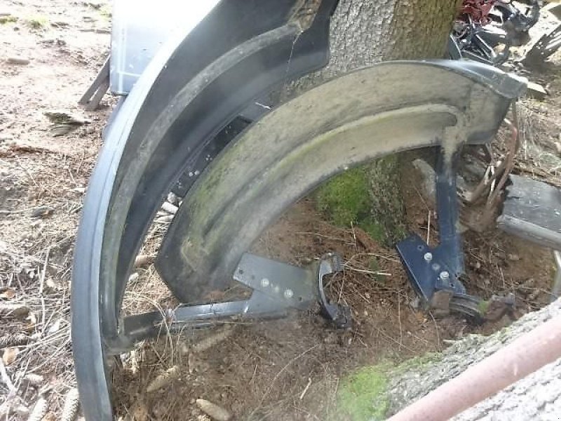 Sonstige Ersatzteile typu Deutz-Fahr Kotflügel vorne von Deutz Agrotron MK 3, gebraucht v Neureichenau (Obrázek 2)