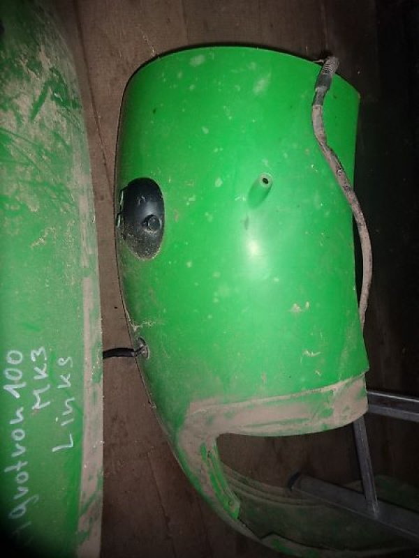 Sonstige Ersatzteile des Typs Deutz Agrotron -100 -  MK 2 -- MK 3 Kotflügel- Verbreiterungen, gebraucht in Neureichenau (Bild 8)