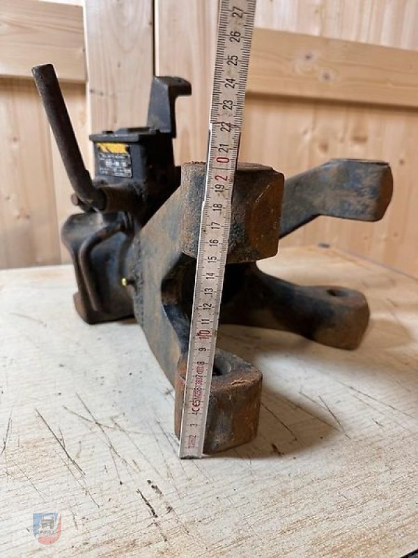 Sonstige Ersatzteile от тип MB Crusher Trac 1100 1300 1500 442 443 Zugmaul mit Halter Träger, gebraucht в Fitzen (Снимка 10)