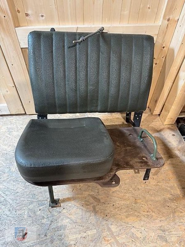 Sonstige Ersatzteile типа Mercedes-Benz Beifahrersitzbank Gestell U1000-U2400 Sitzbank, gebraucht в Fitzen (Фотография 1)