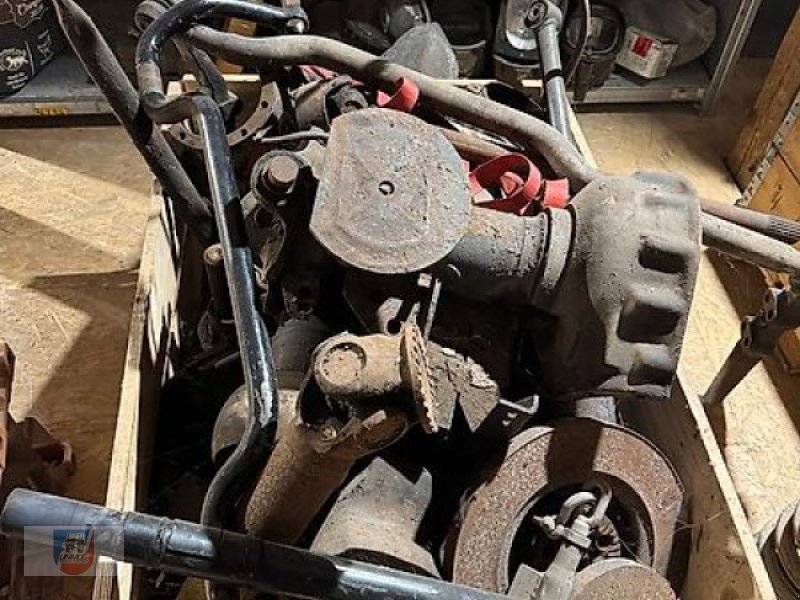 Sonstige Ersatzteile от тип Sonstige Vorderachse 425 437 Ersatzteilpaket Konvolut, gebraucht в Fitzen