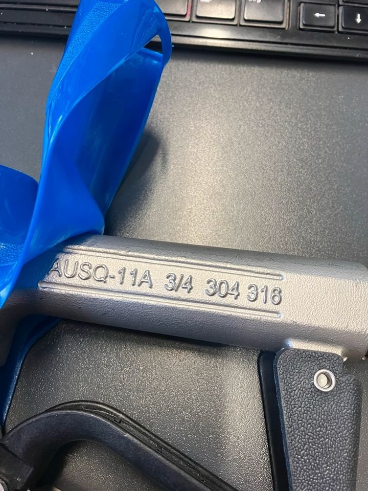 Sonstige Ersatzteile Türe ait Zuwa Ad Blue Zapfpistole automatisch, neu içinde Heilsbronn (resim 3)