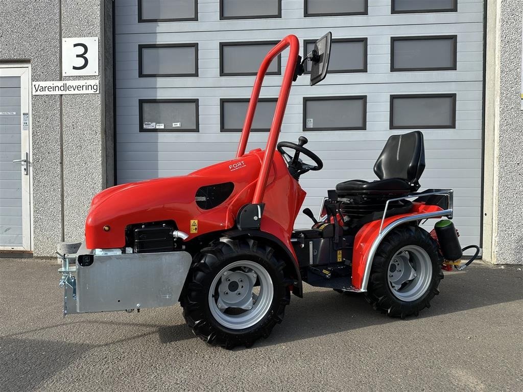 Sonstige Forsttechnik Türe ait Fort & Pegoraro Sirio 4x4 Med frontlift- NY MODEL, Gebrauchtmaschine içinde Holstebro (resim 1)